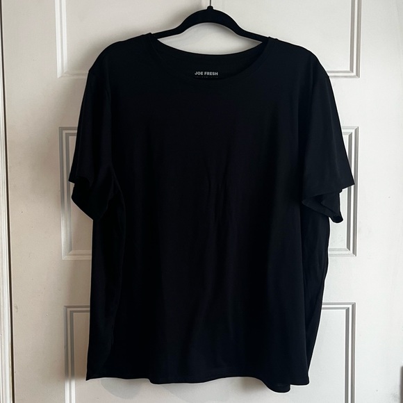 Joe Fresh Tops - Joe Fresh Women’s Lightweight Relaxed Black Tee | 2X